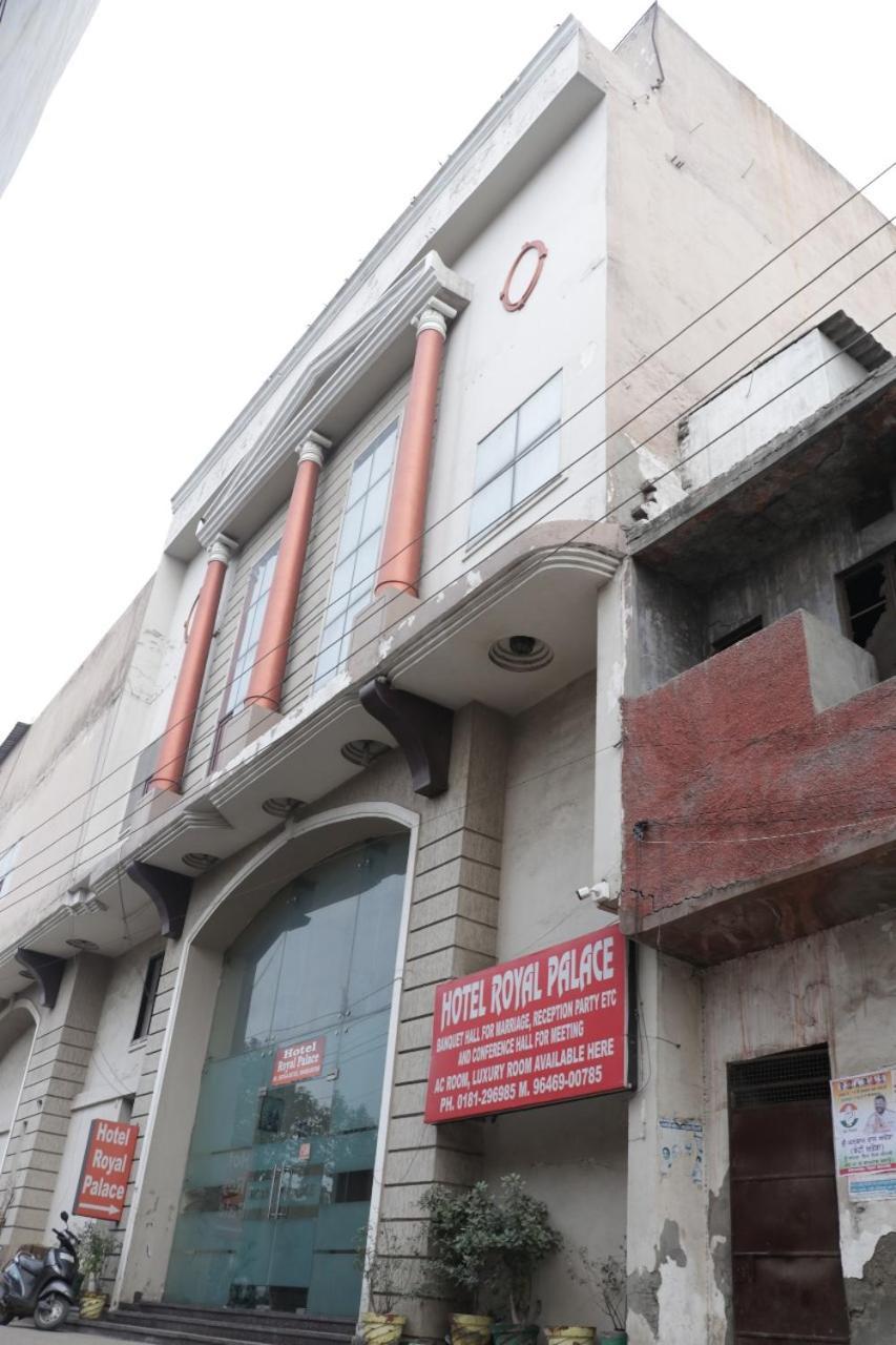 Hotel Royal Palace Jalandhar Exterior foto